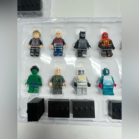 Avengers Action Figures + Accessories Building Blocks Brick Mini Figure 24+ Pcs - Picture 5 of 7